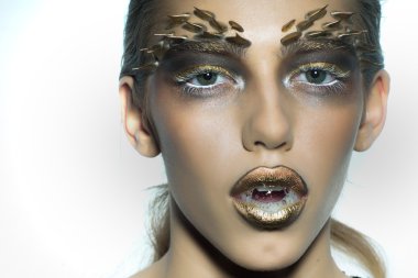 Thorn makyaj kadınla