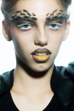 Thorn makyaj kadınla