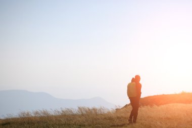 Yalnız gezgin açık