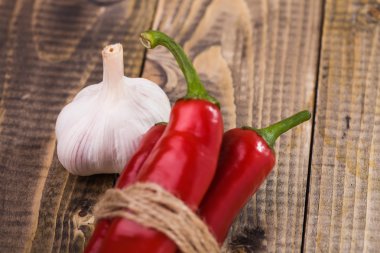 Ripe garlic and der peppers spiciness