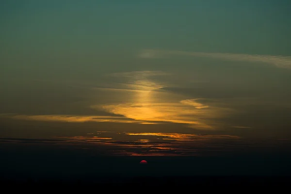 Cielo sereno al tramonto — Foto Stock