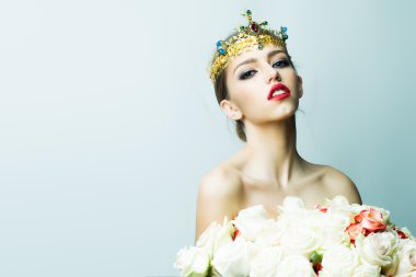 Kraliçe ile gül buketi