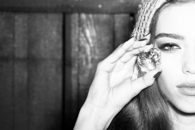 Değerli mücevher kadınla