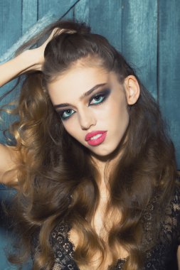 Üzgün şehvetli kadın