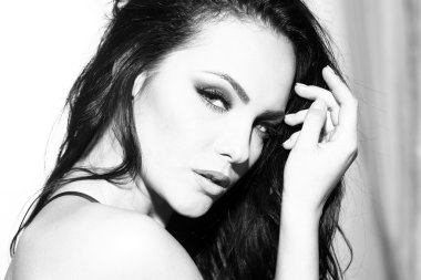 şehvetli genç kadın