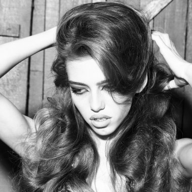 Üzgün şehvetli kadın