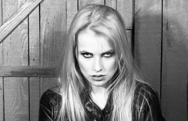 Passionale genç kız