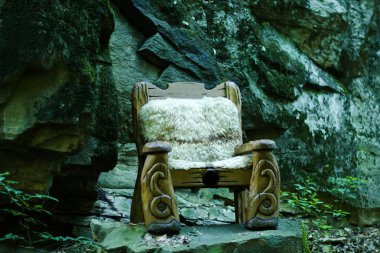Empty wooden throne clipart