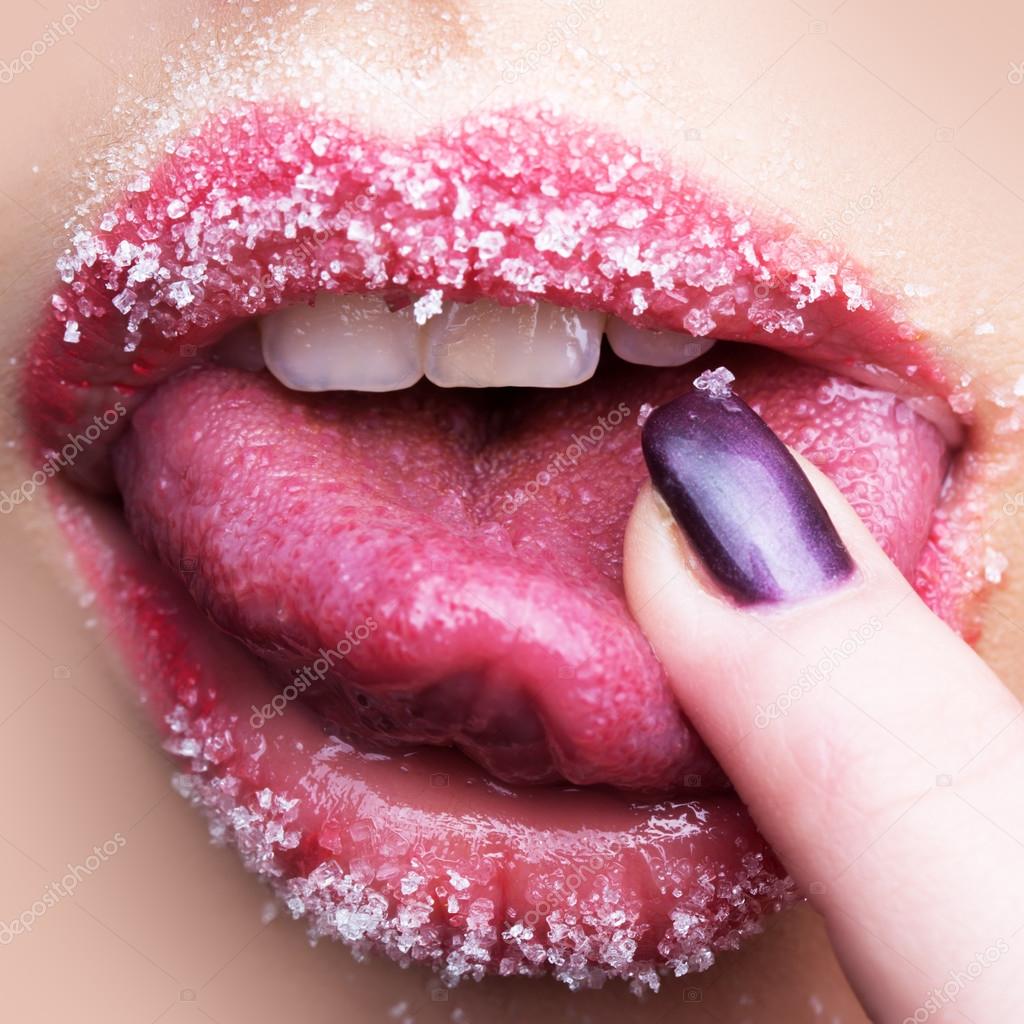 Female sugar lips