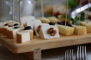 lezzetli peynir parçalarını