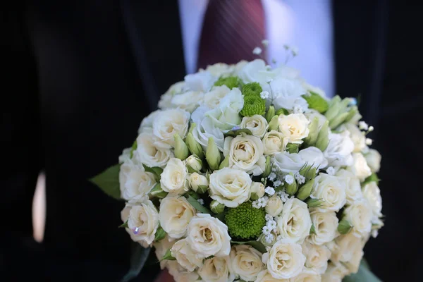 Bonito buquê de casamento nupcial — Fotografia de Stock