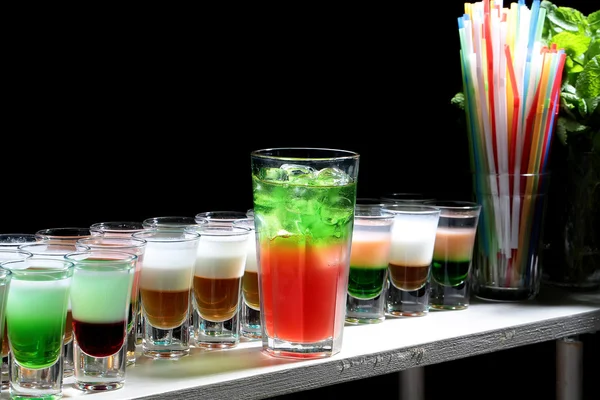 Glas smakelijke cocktail — Stockfoto