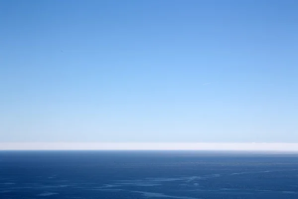 Belo horizonte azul do mar — Fotografia de Stock