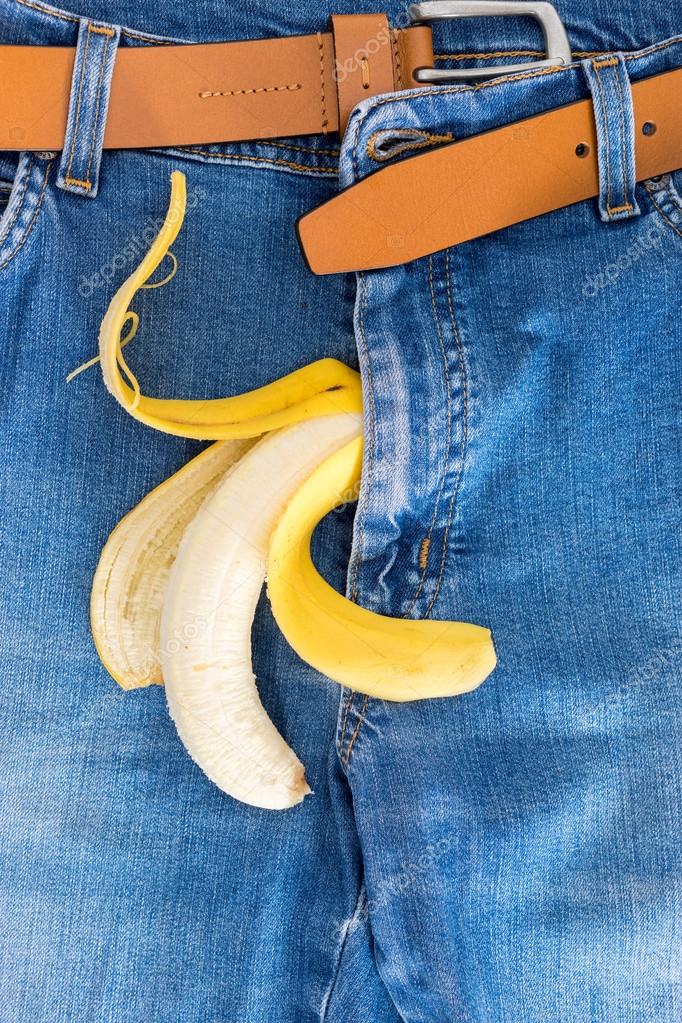 Banana Descascada de Jeans Masculinos fotos, imagens de © klenger