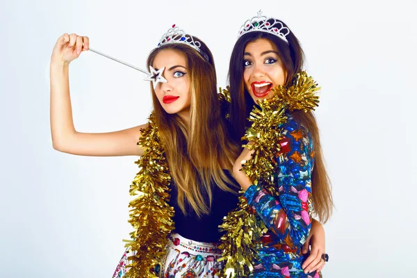 Girls ready for celebrating holidays party — Stock Photo, Image