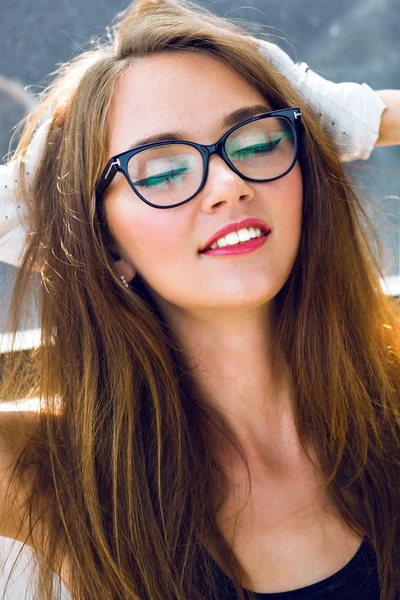Close up ritratto di giovane donna sexy — Foto Stock