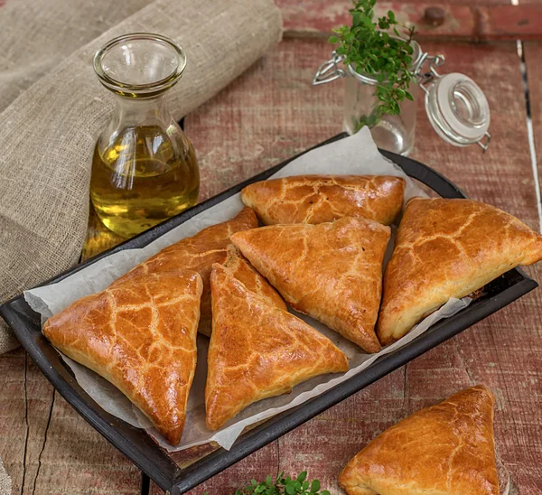 Et kıyma ile pies samosas