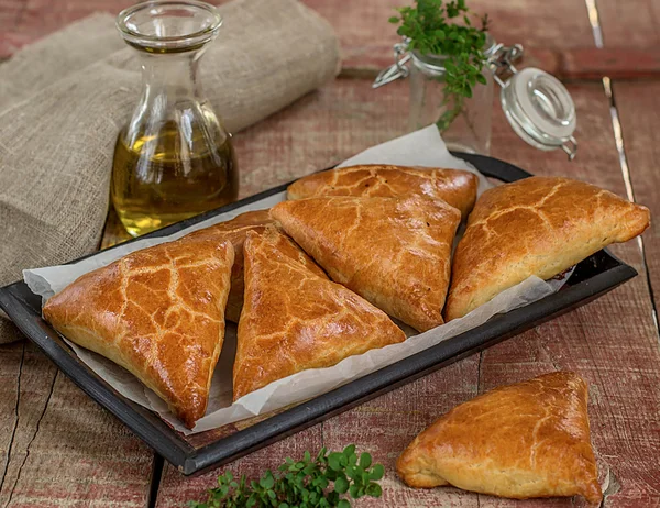 Et kıyma ile pies samosas