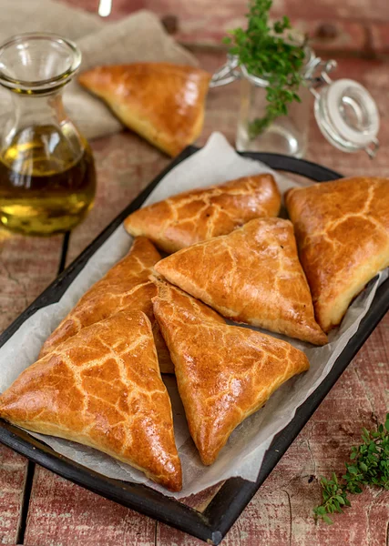 Et kıyma ile pies samosas