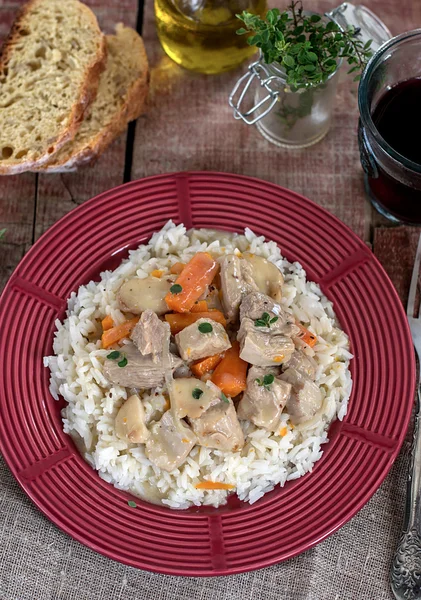 Französisch traditionelle Mahlzeit Kalb Blanquette — Stockfoto