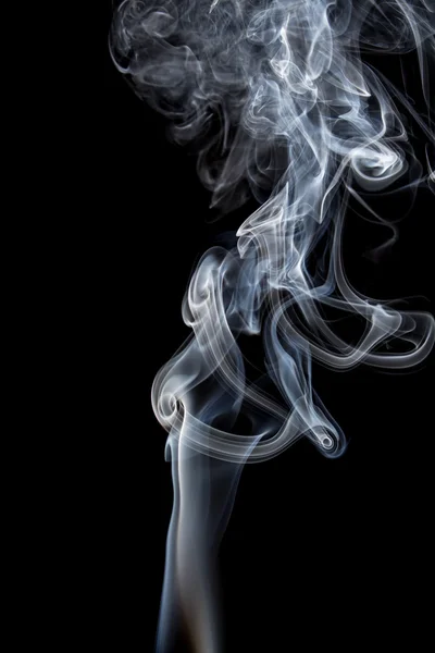 Absztrakt füst tánc a fekete háttér. — Stock Fotó