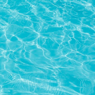 Yüzme havuzunda su doku