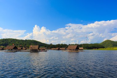 Kimliği belirsiz p ile Huai Krathing, Loei-Kasım 15 kayan nokta Sal