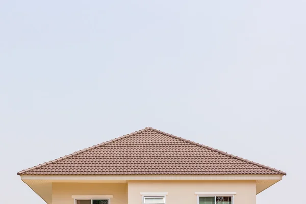 Bygga ett nytt tak av hem — Stockfoto