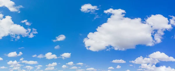 Prachtig Panorama Blauwe Lucht Wolken Met Daglicht Natuurlijke Achtergrond — Stockfoto