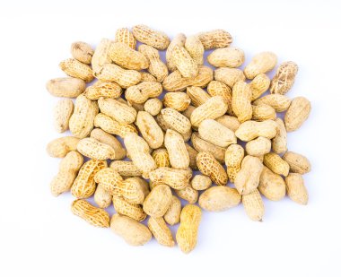 beyaz arkaplanda fıstıklar