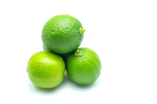 Limes beyaz zemin üzerine — Stok fotoğraf