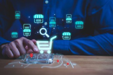 Dijital alışveriş ve konum arama kavramı, kullanıcı interaktif harita üzerinde yakınlardaki mağazaları seçiyor, çevrimiçi perakende satış, yerel iş keşfi, e-ticaret navigasyonu, akıllı satın alma kararları.