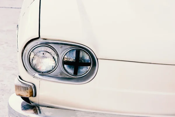 Detail of classic car. Close-up of headlight — Stock Photo, Image