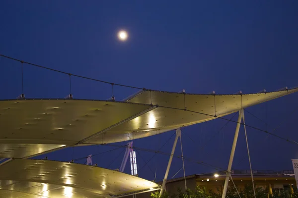 Τέντα ανασταλεί δομή του Δεκαούνο στο Expo 2015 — Φωτογραφία Αρχείου