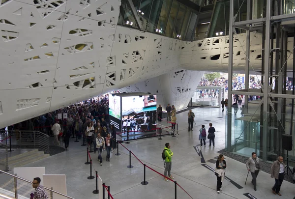 View from the top of people inside the Italian Pavilion at Expo Milan — Stock Photo, Image