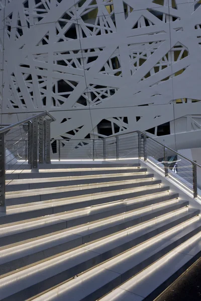 万博 2015年でイタリア パビリオンの明るい階段 — ストック写真