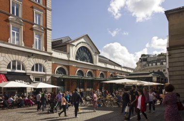 Covent Garden kare insanlarda 