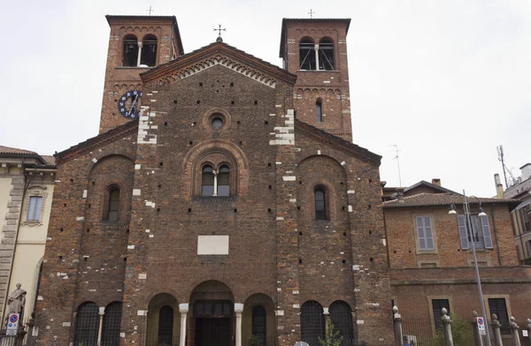 Fachada da igreja de San Sepolcro em Milão — Fotografia de Stock