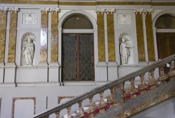 Escalera monumental del Palazzo Arese Litta en Milán — Foto de Stock