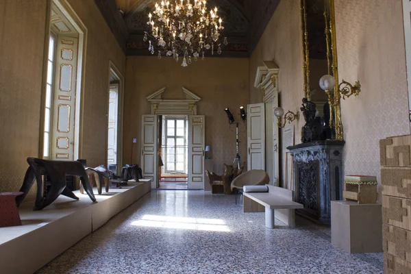 Intérieur de la chambre du Palazzo Litta historique de Milan — Photo