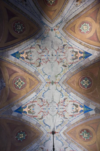 Majestic frescoes on the ceiling of Palazzo Litta in Milan — Stock Photo, Image