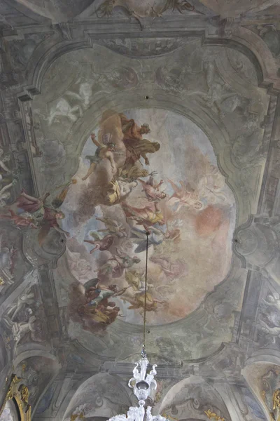 Majestätiska fresker i taket i Palazzo Litta i Milano — Stockfoto