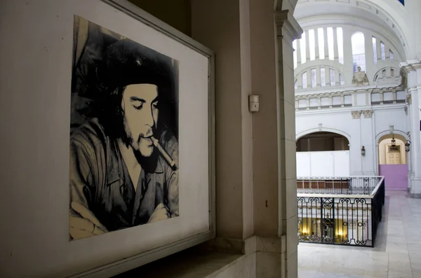 Че Гевара фото всередині музей революції — стокове фото