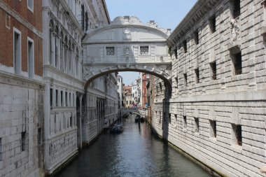 Venedik Sighs Köprüsü