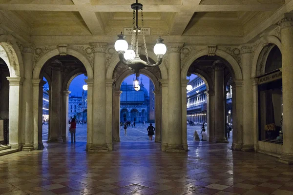 Detalhe arquitetônico do Arco na Praça de São Marcos — Fotografia de Stock
