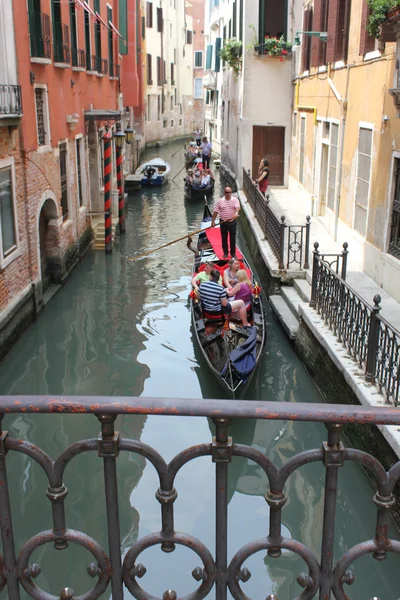 Pillantás egy ismeretlen, Velence, Olaszország — Stock Fotó