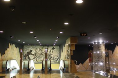 Napoli metro, Toledo sanat istasyonu