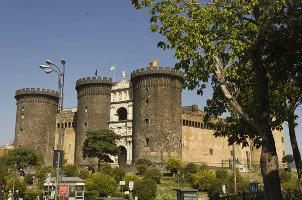 Castel Dell 'Ovo, Nápoles, vista desde la calle — Foto de Stock