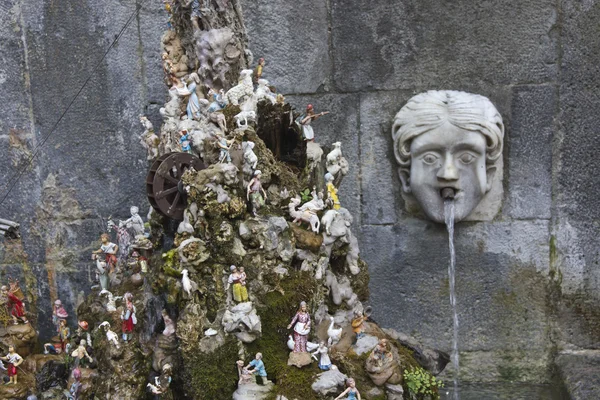 Amalfi creche and fountain — Stock Photo, Image