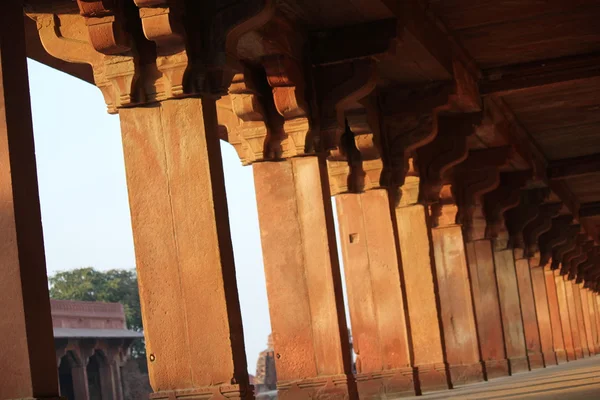 Detalhes das colunas em FatehpurSikri, Índia — Fotografia de Stock